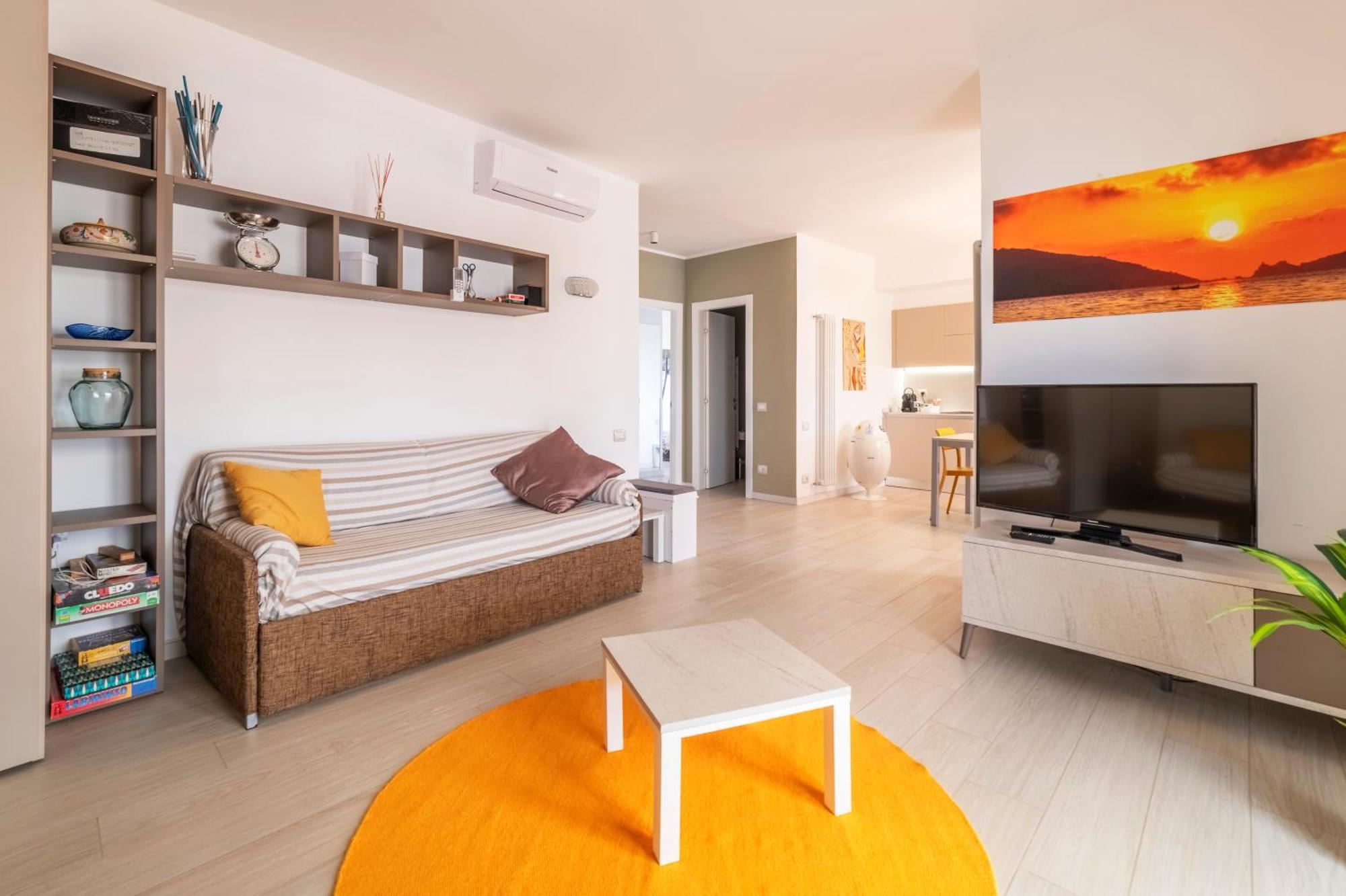 Attico Vista Mare Apartment Tirrenia